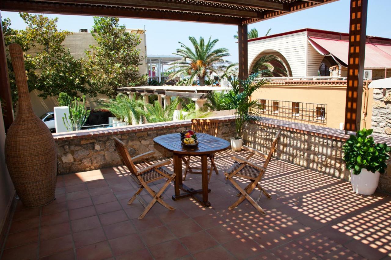 Mylos (adults Only) Platanés