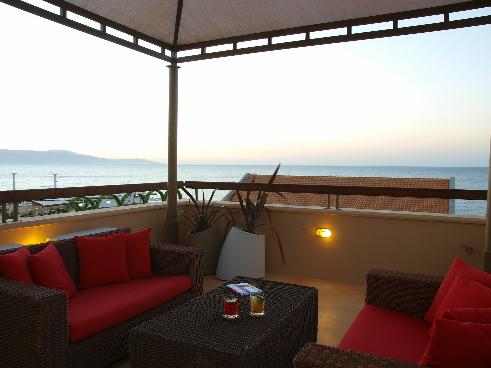 Mylos (adults Only) 4*