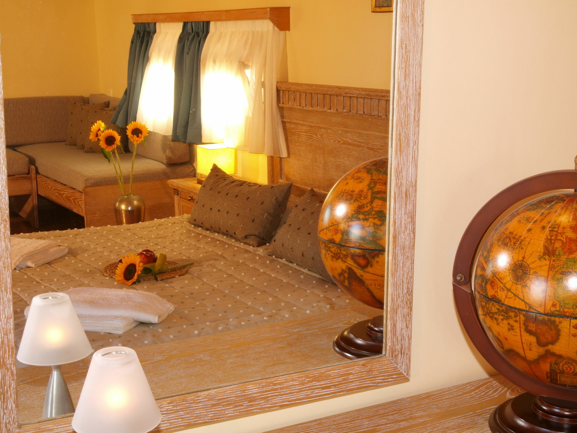 Mylos (adults Only) 4*