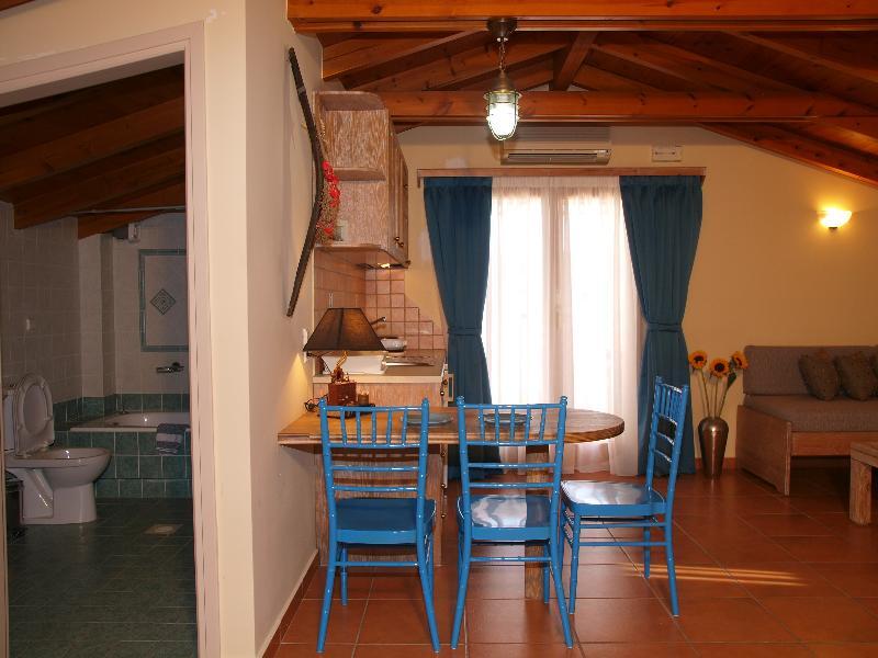 Mylos (adults Only) 4*