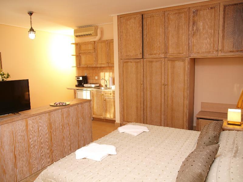 Mylos (adults Only) 4*