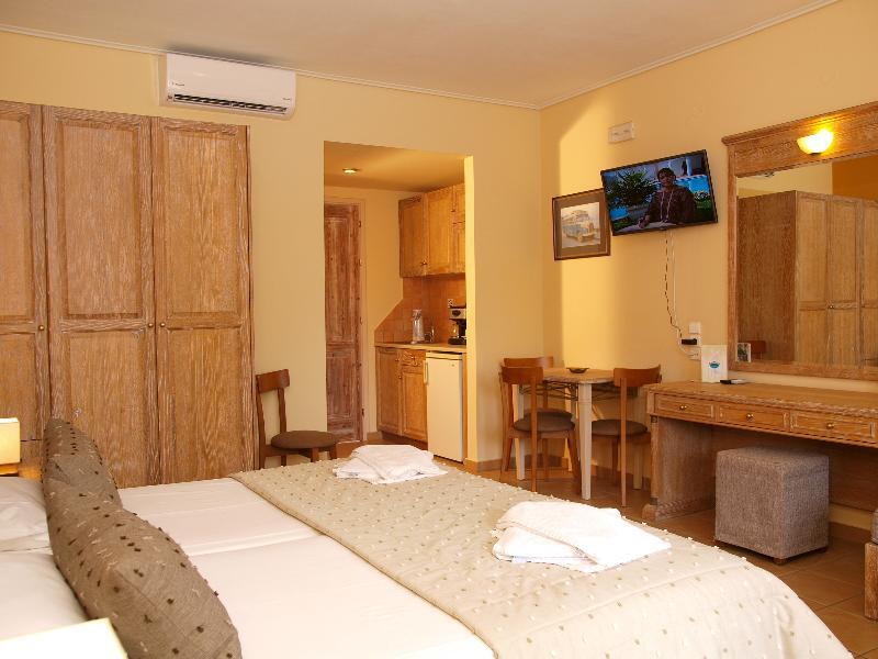 Mylos (adults Only) Platanés